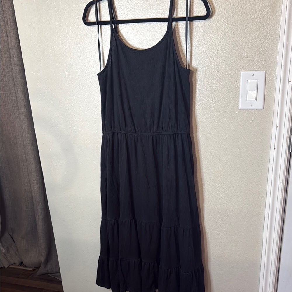 Black Sleeveless Dress